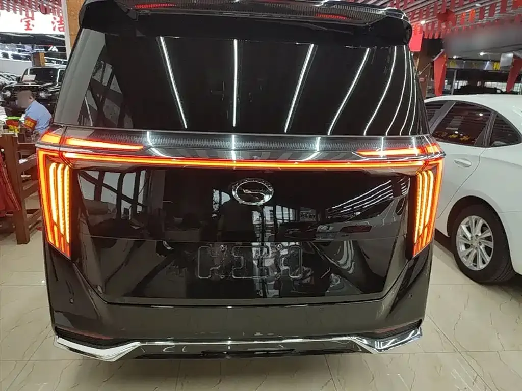 GAC Motor Trumpchi M8 — фото 10