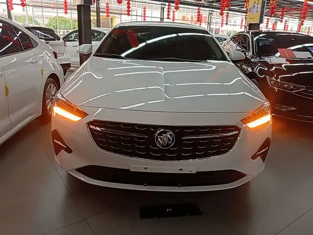 Buick Regal — фото 10