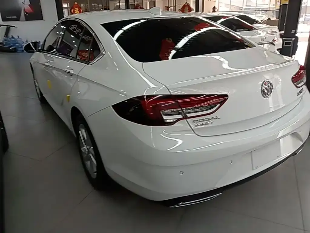 Buick Regal — фото 7