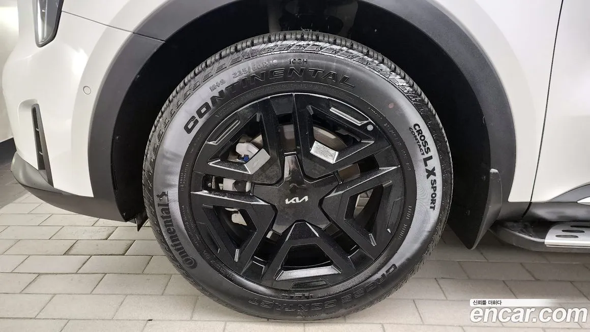 Kia Sorento — фото 6