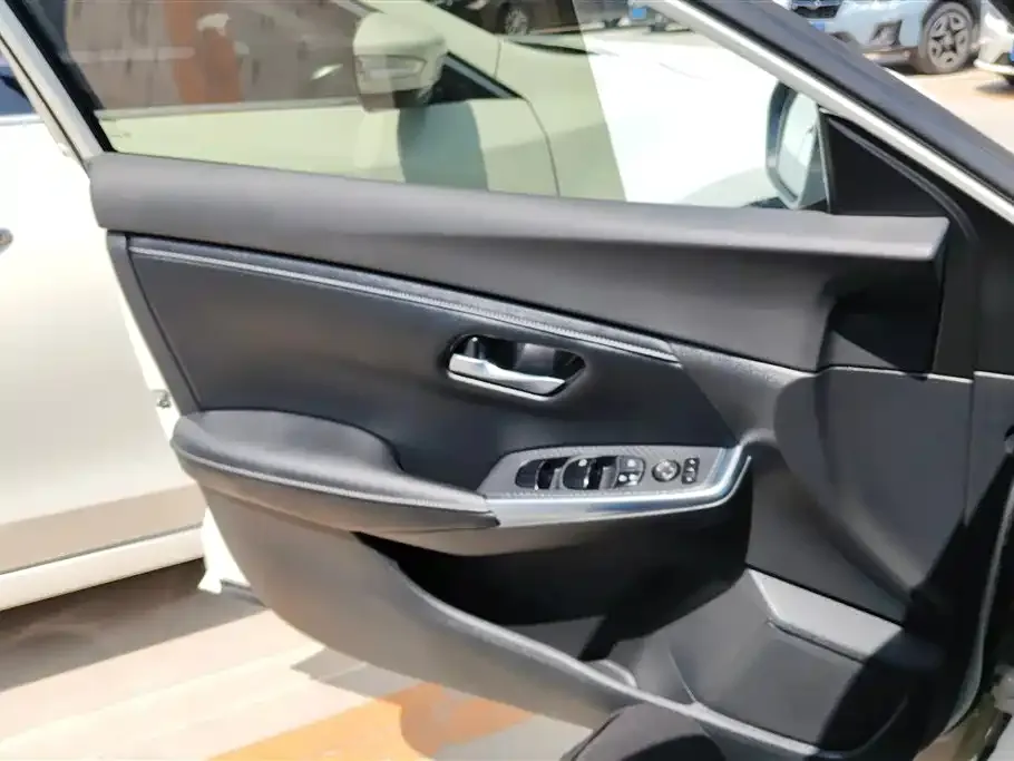 Nissan Sylphy 2021 из CN, фото 2