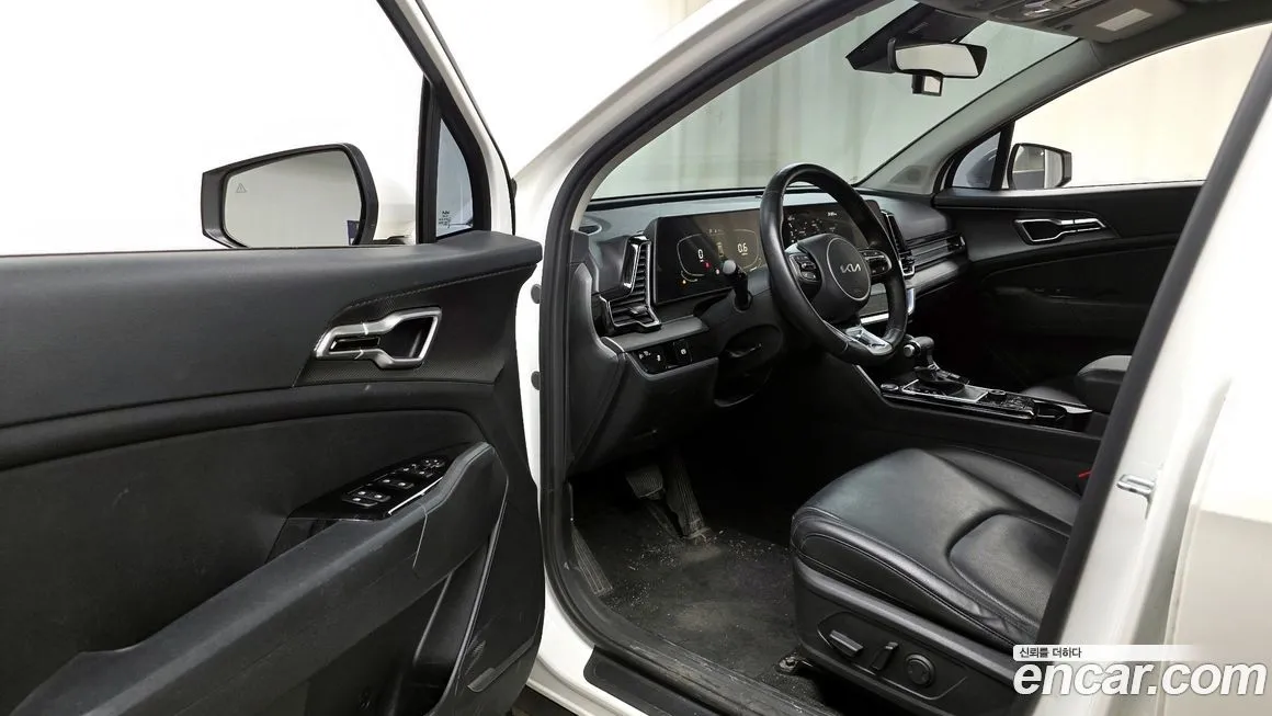 Kia Sportage — фото 8