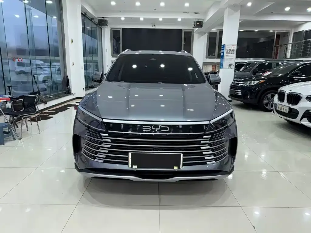 BYD Seal 05 DM-i — фото 10