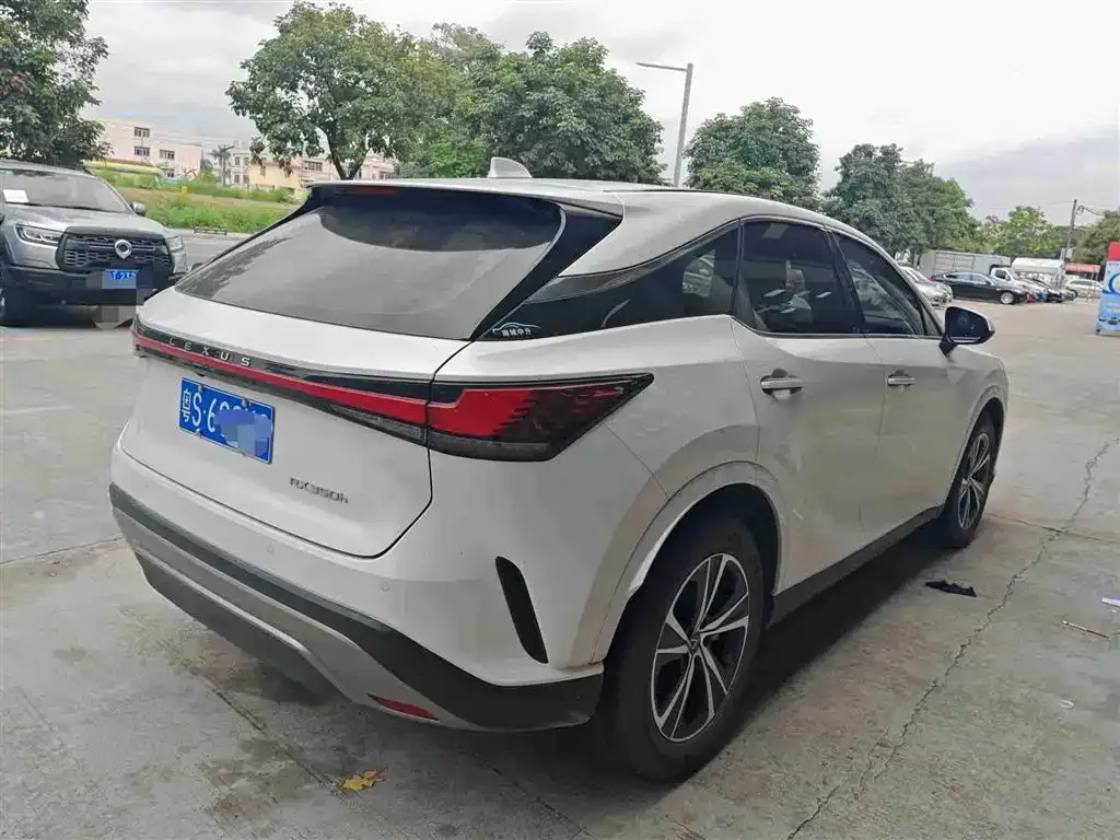 Lexus RX — фото 3