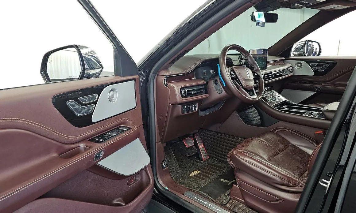 Lincoln Aviator 2021 из KR, фото 10