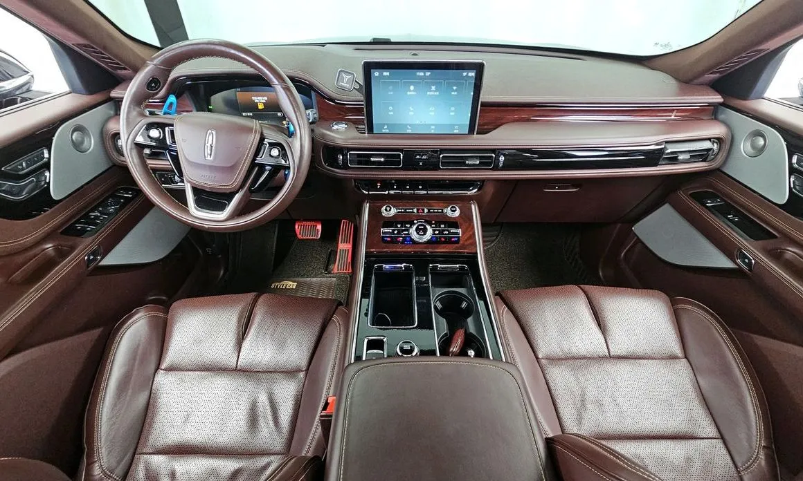 Lincoln Aviator 2021 из KR, фото 8