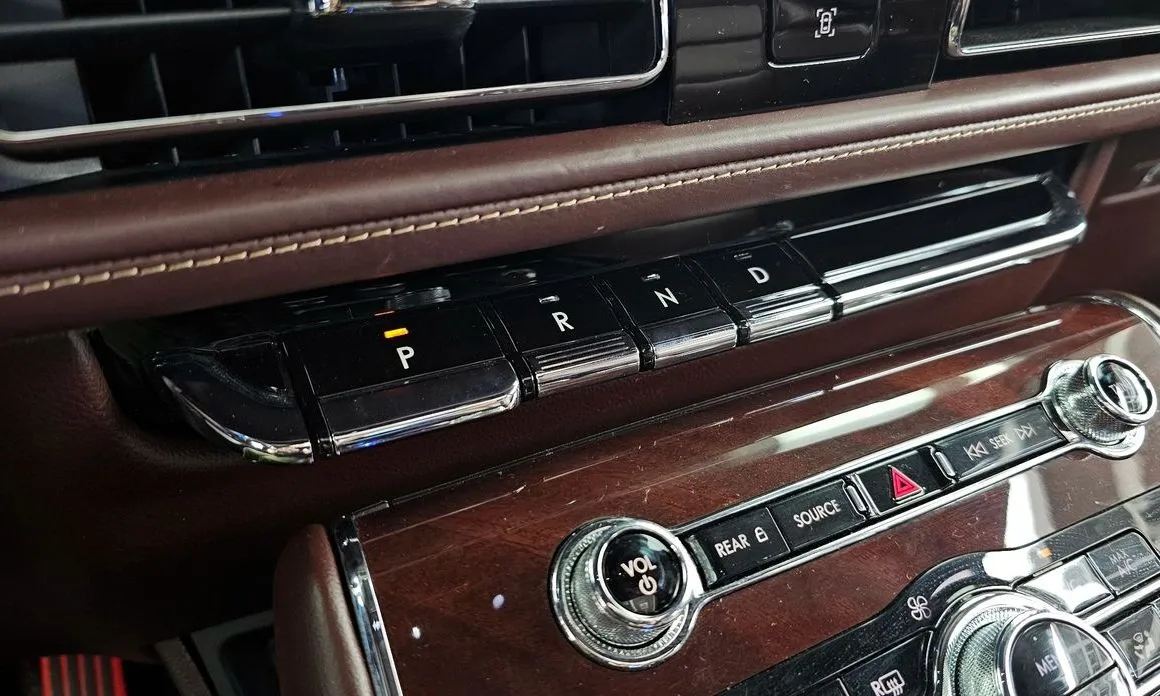 Lincoln Aviator 2021 из KR, фото 4