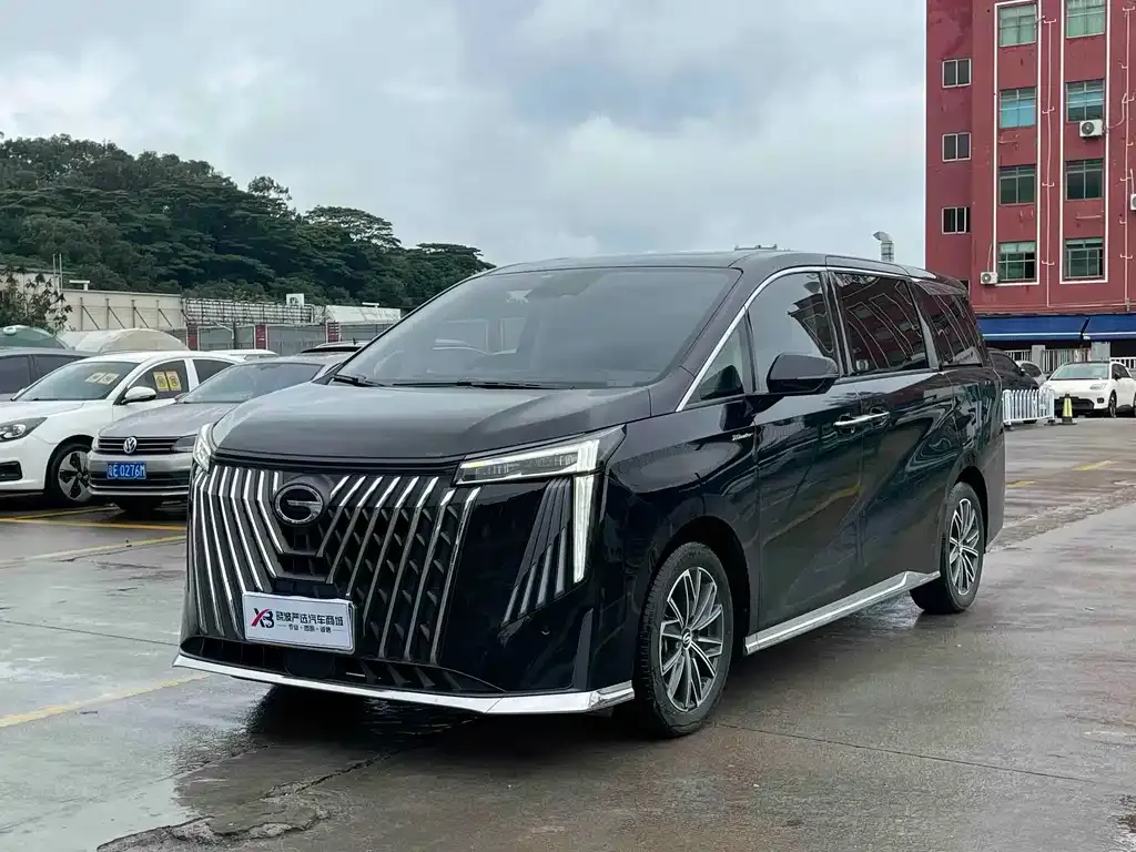 GAC Motor Trumpchi M8 — фото 1