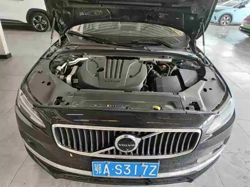 Volvo S90 — фото 7