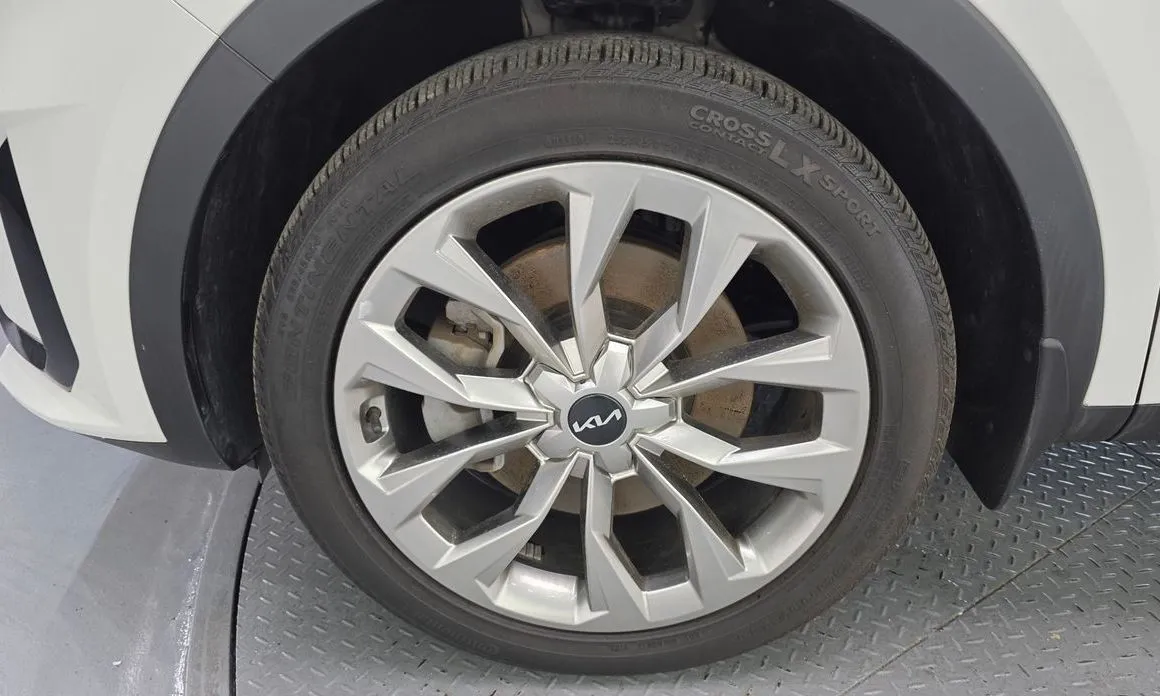 Kia Sorento — фото 5