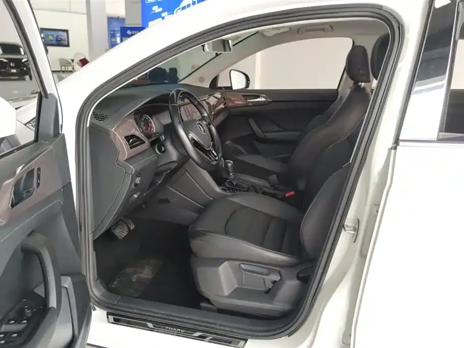 Volkswagen Tharu — фото 3