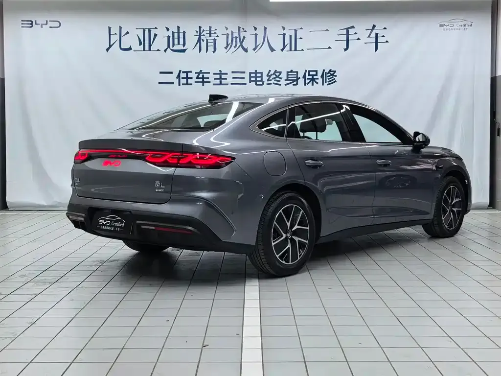 BYD Qin L — фото 8