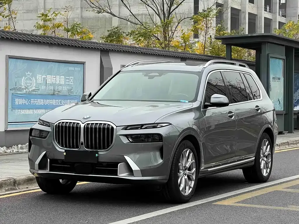 BMW X7 — фото 1