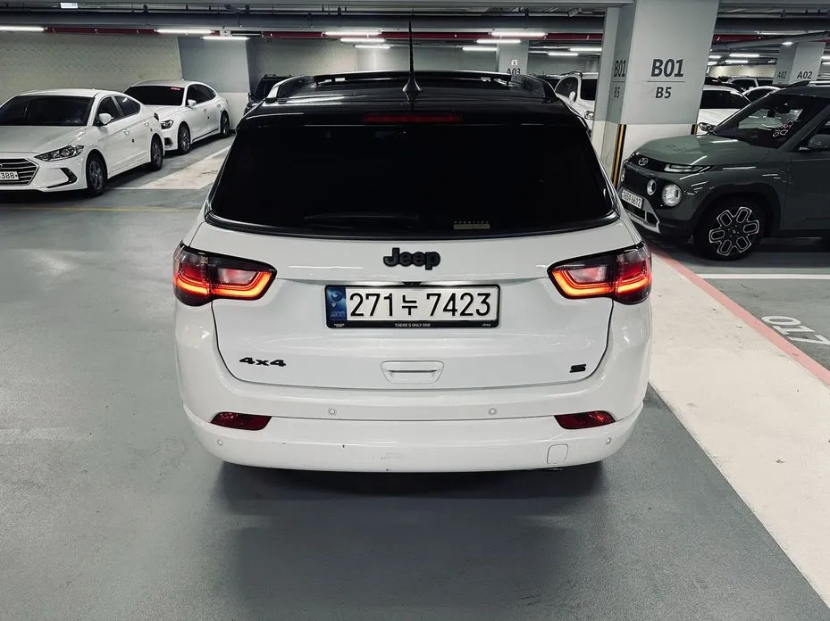 Jeep Compass 2022 из KR, фото 8