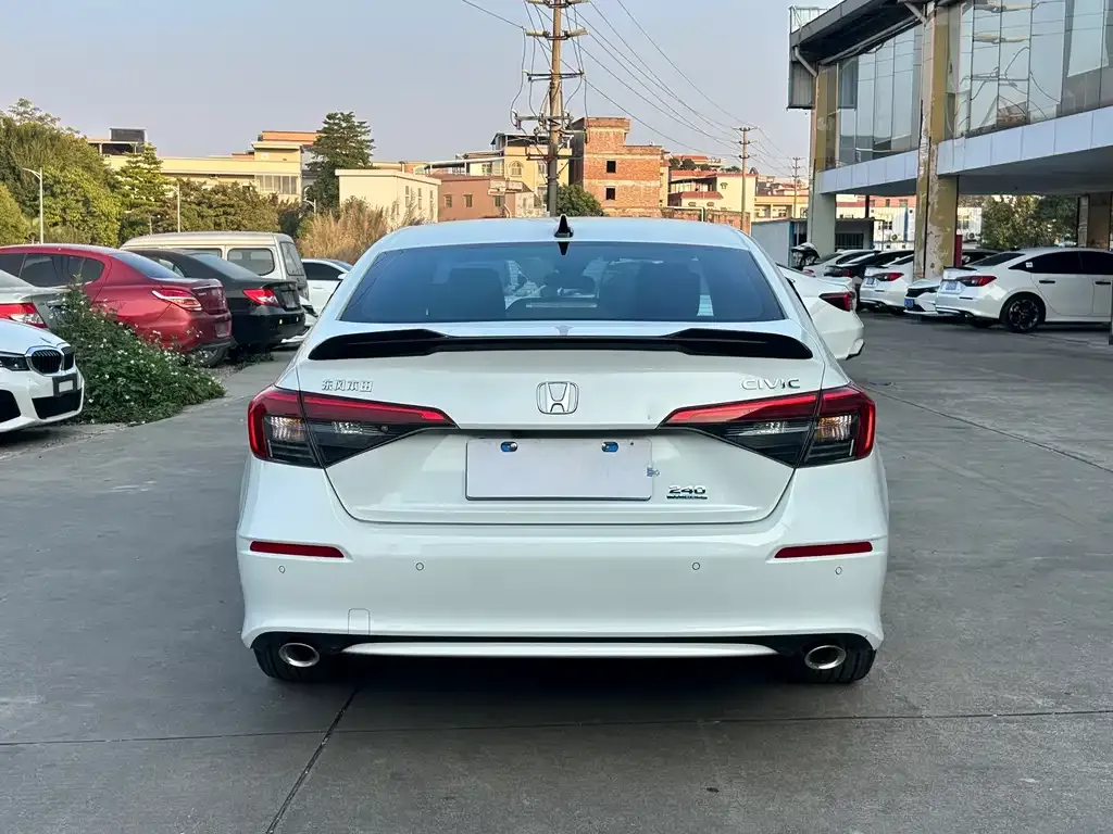Honda Civic — фото 5
