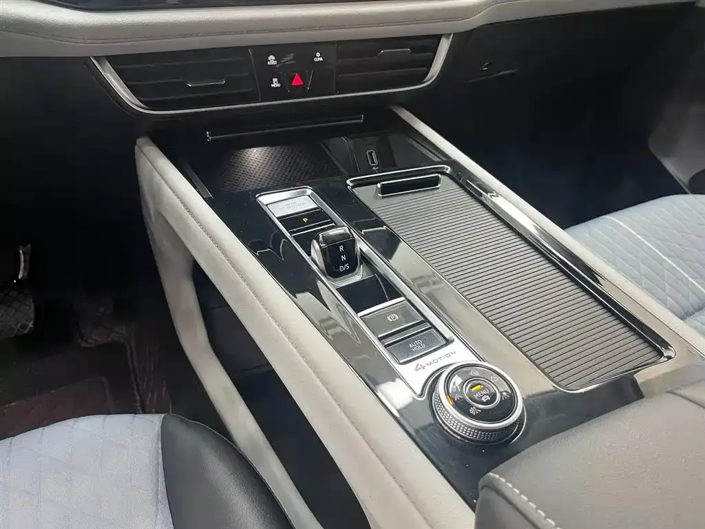 Volkswagen Teramont X 2024 из CN, фото 10