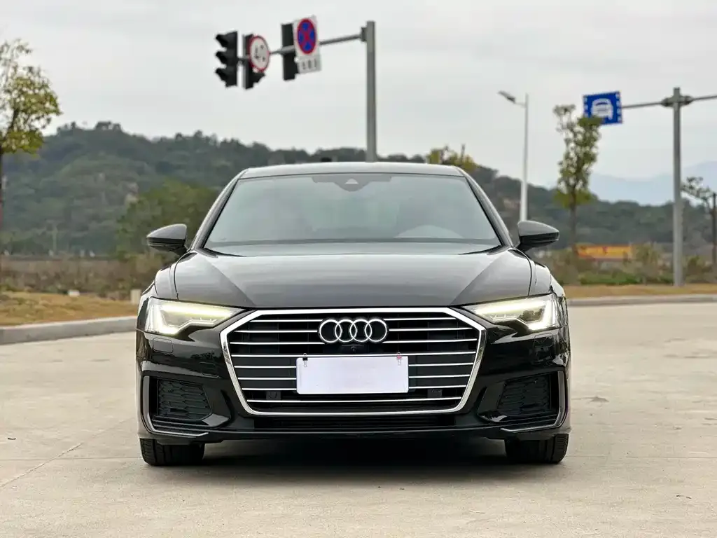 Audi A6L 2021 из CN, фото 3