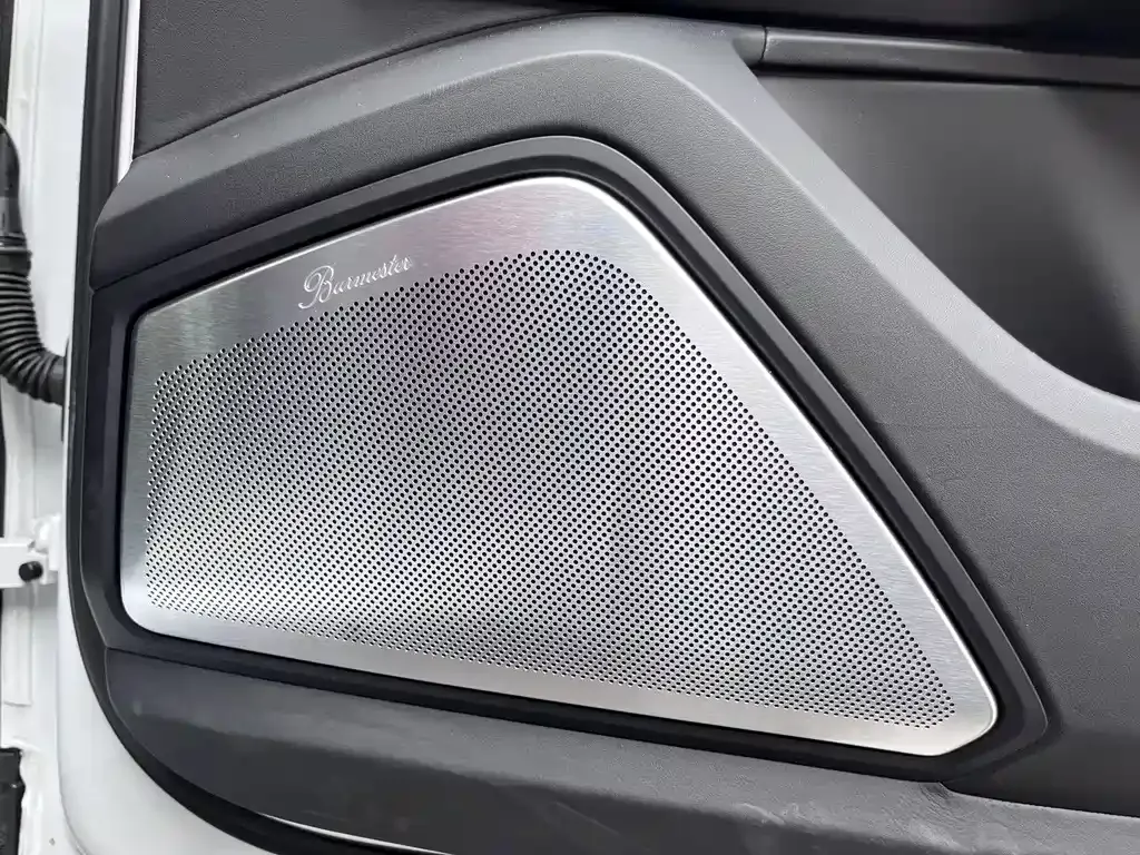 Porsche Cayenne — фото 10