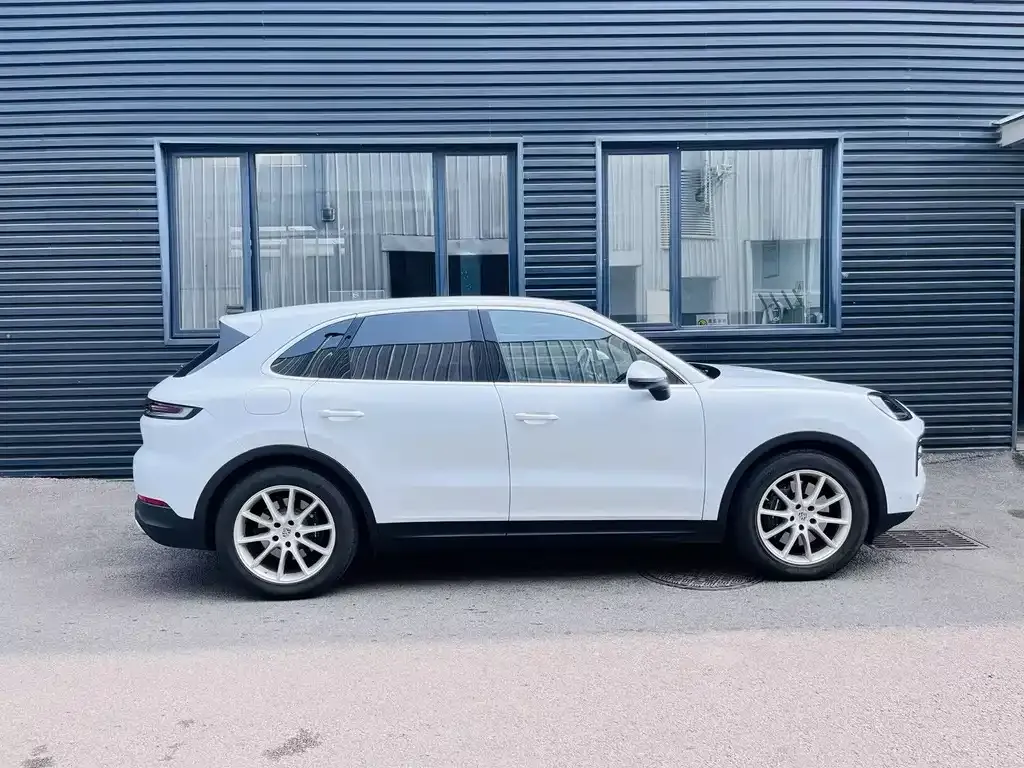 Porsche Cayenne — фото 9