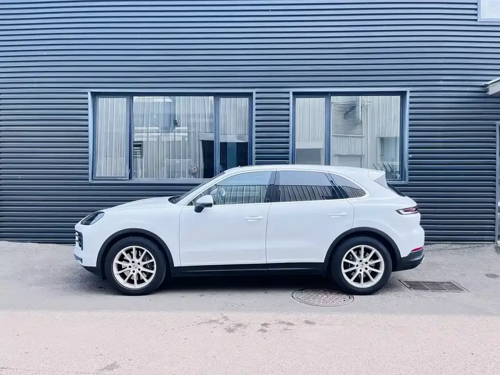 Porsche Cayenne — фото 2