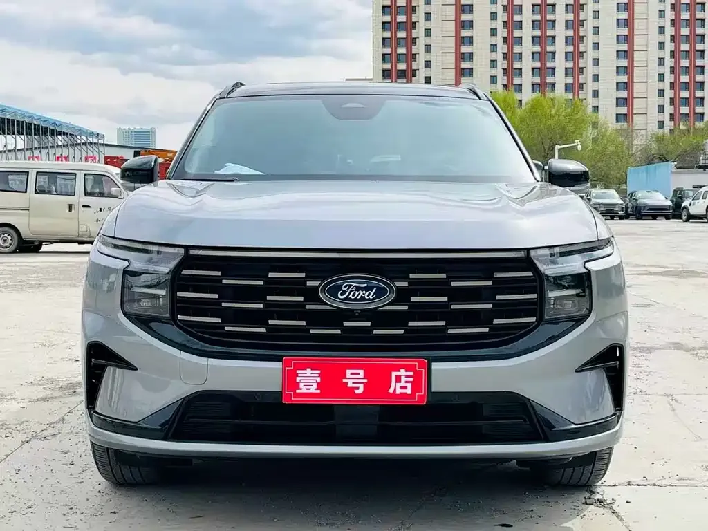 Ford Edge — фото 6