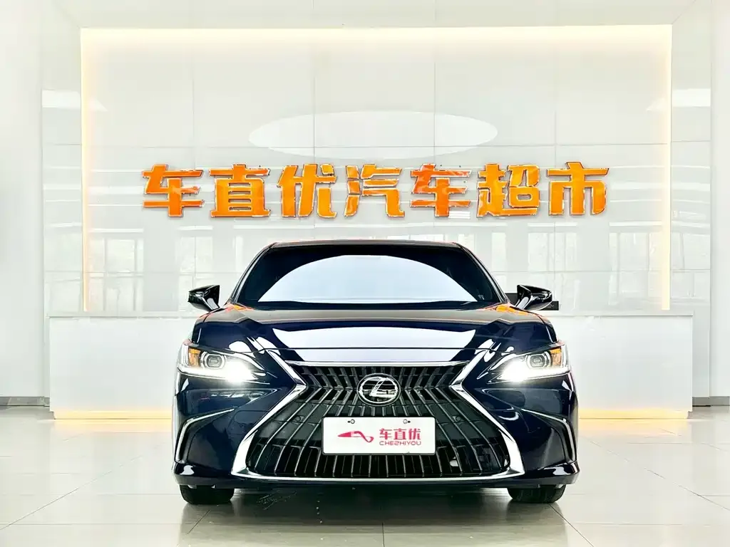 Lexus ES — фото 3