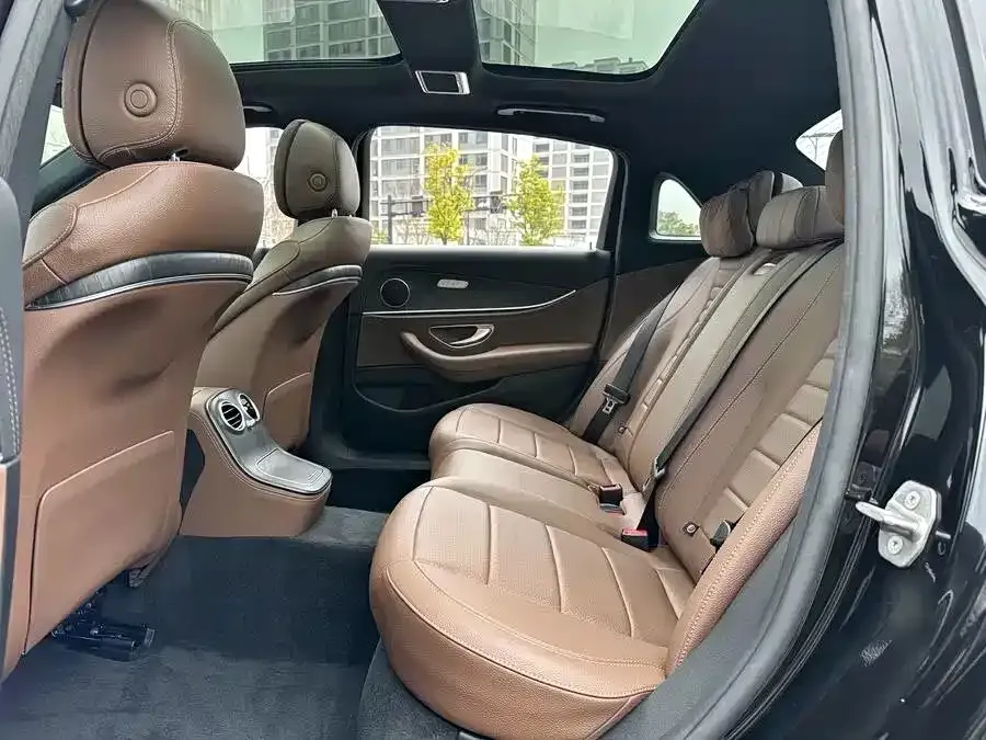 Mercedes-Benz E-Class 2021 из CN, фото 4
