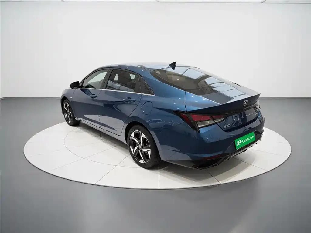 Hyundai Elantra 2022 из CN, фото 5