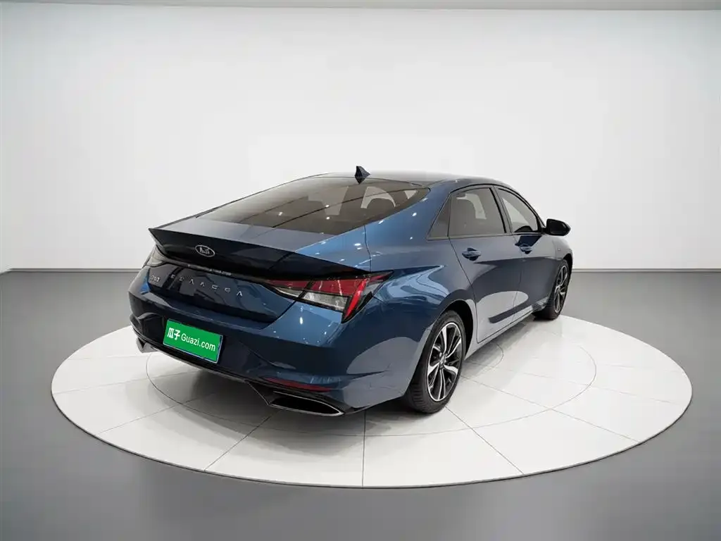 Hyundai Elantra 2022 из CN, фото 8