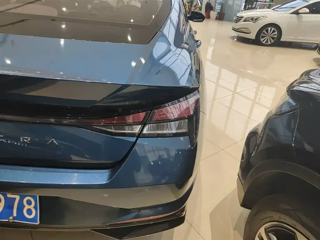Hyundai Elantra 2022 из CN, фото 6