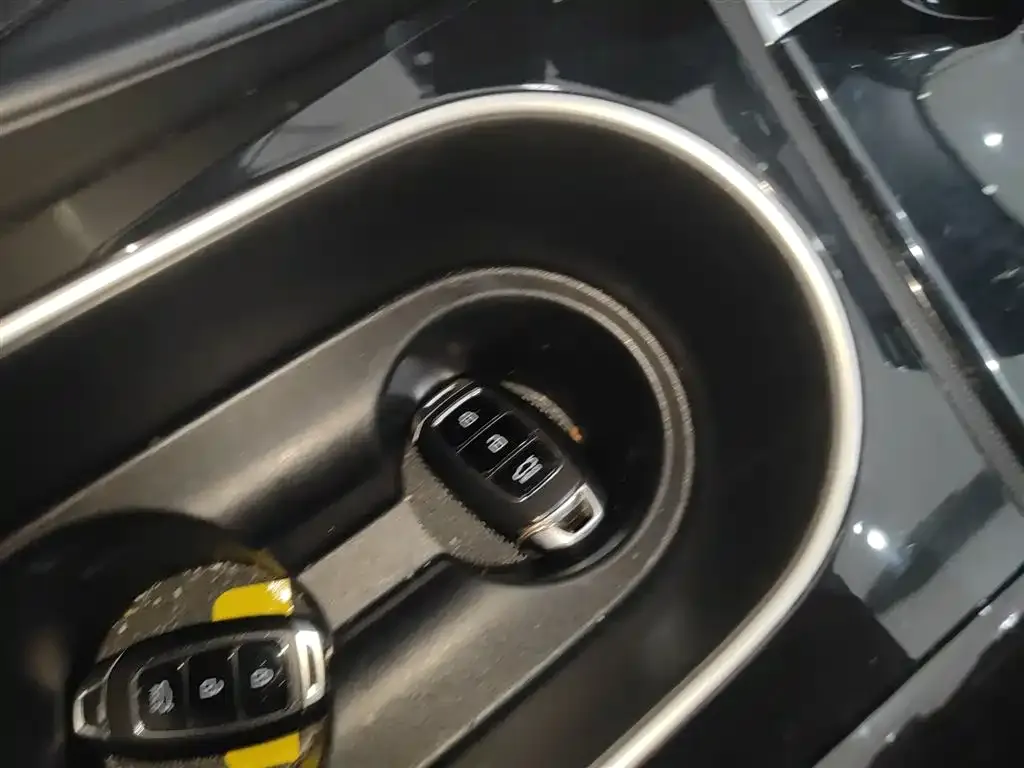 Hyundai Elantra 2022 из CN, фото 4