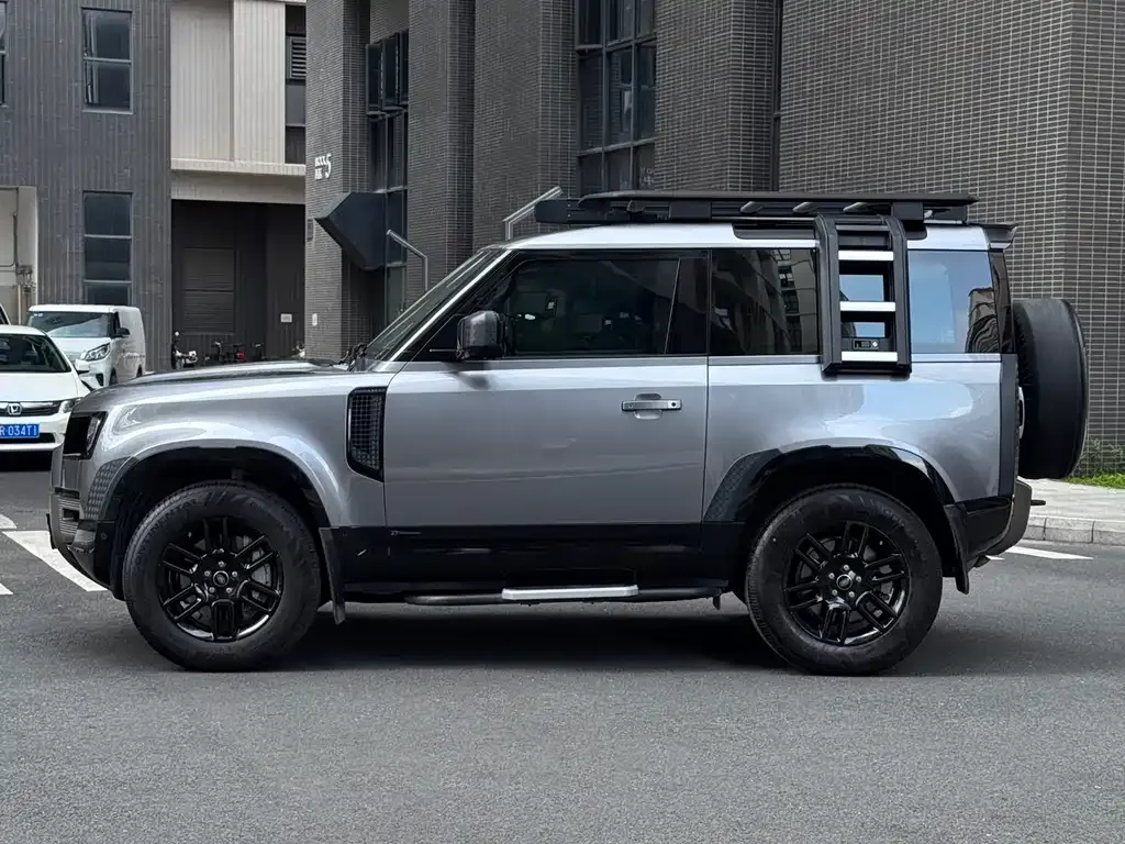 Land Rover Defender — фото 8
