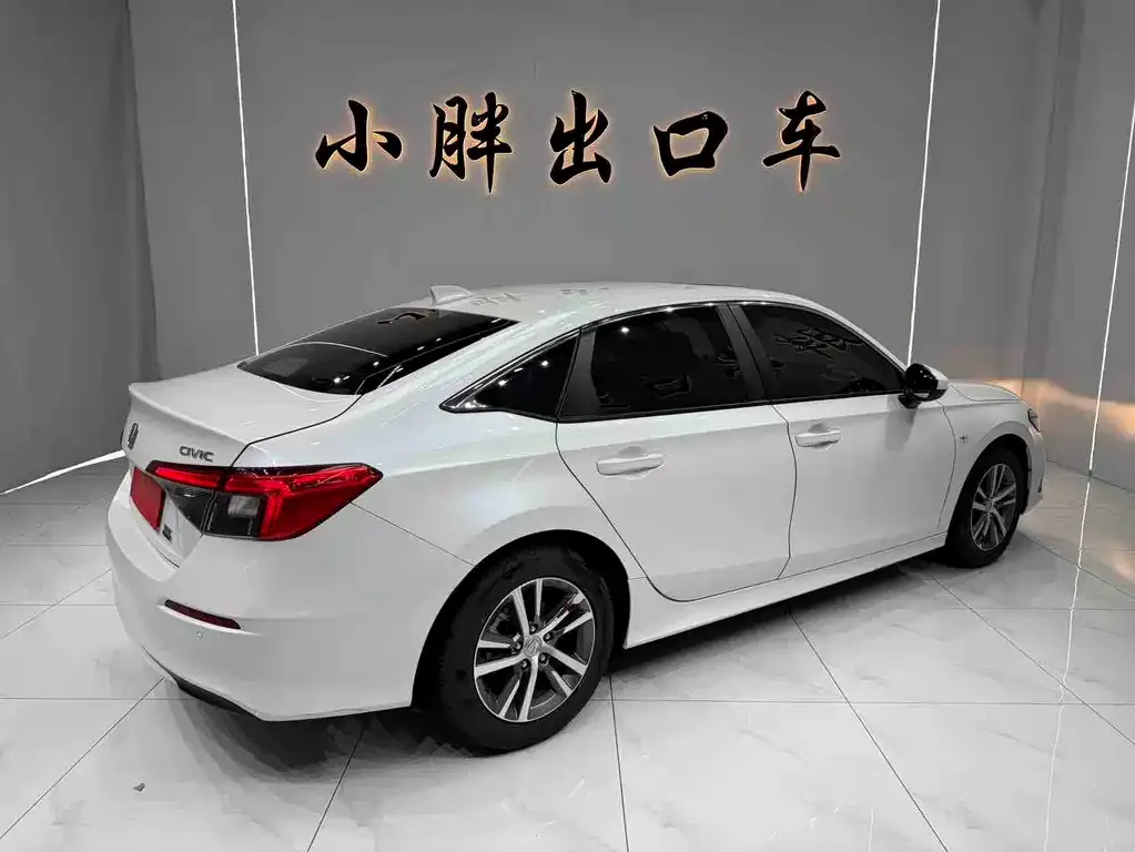Honda Civic — фото 2