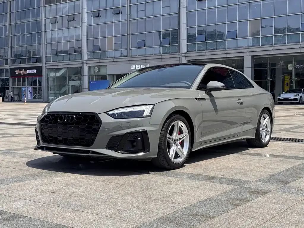 Audi A5 (Import) — фото 1