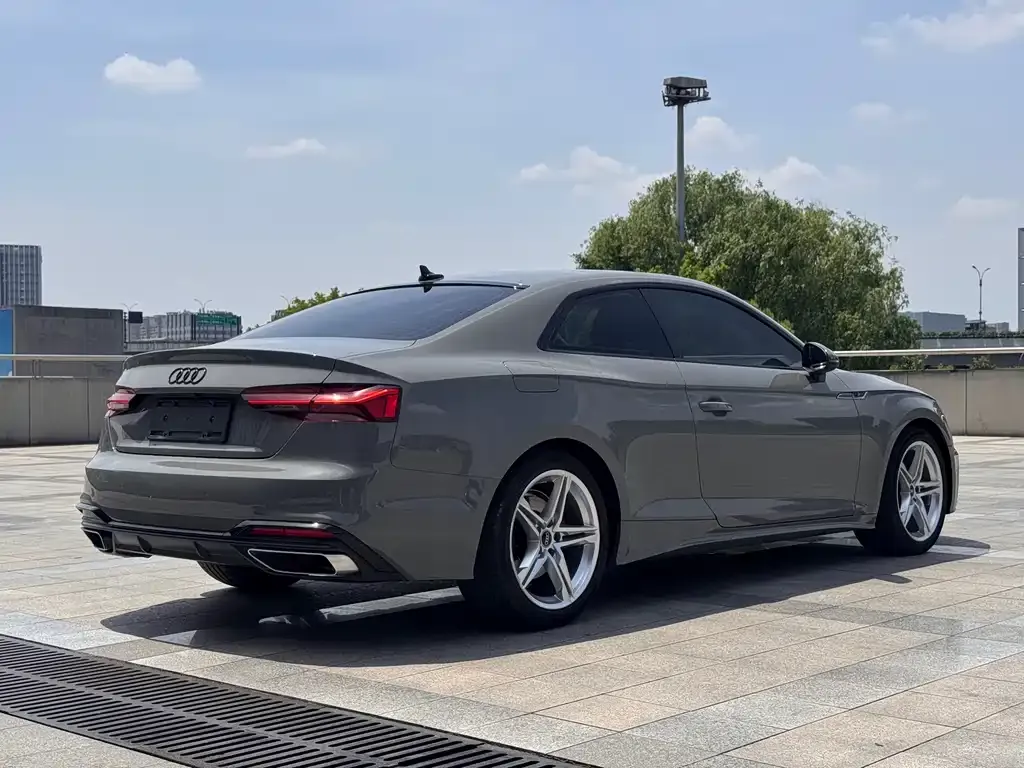 Audi A5 (Import) — фото 2