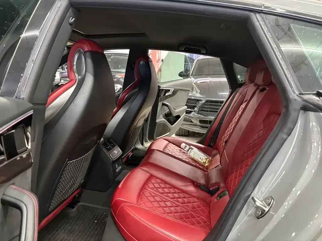Audi S5 2023 из CN, фото 4
