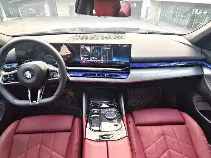 BMW 5 Series (Import) 2024 из CN, фото 5