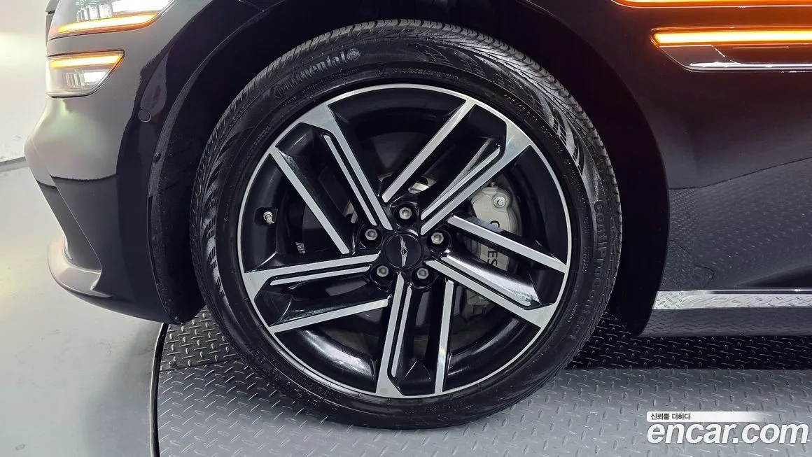 Genesis G80 — фото 10