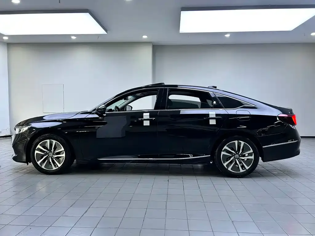 Honda Accord — фото 2