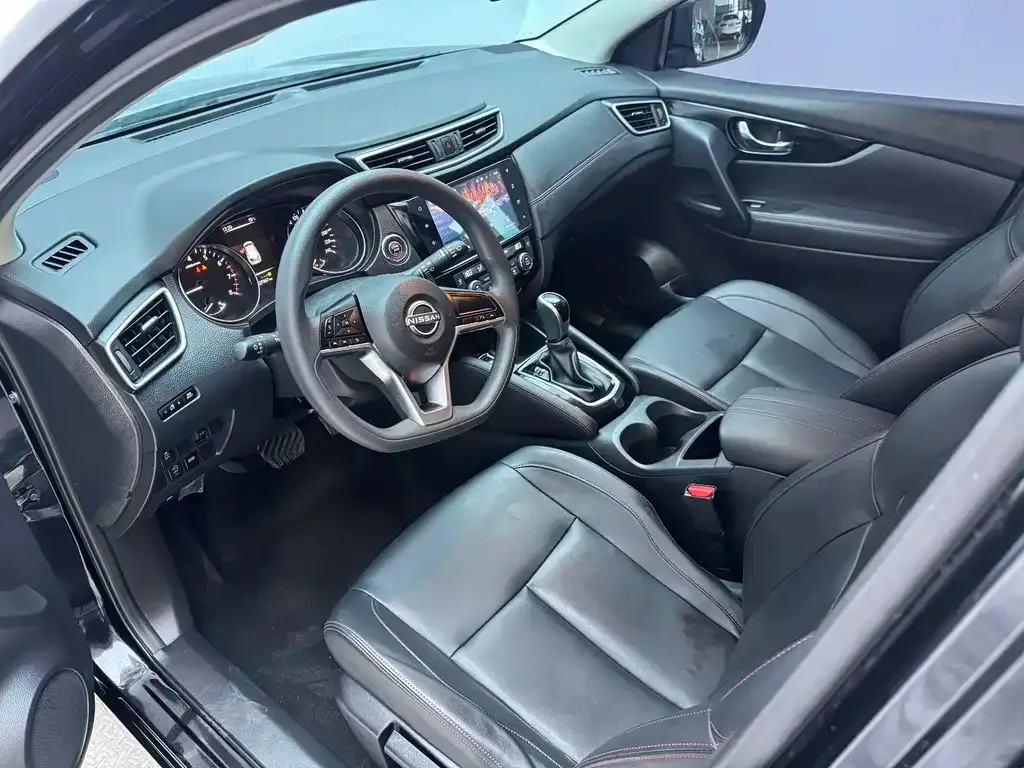 Nissan Qashqai — фото 8