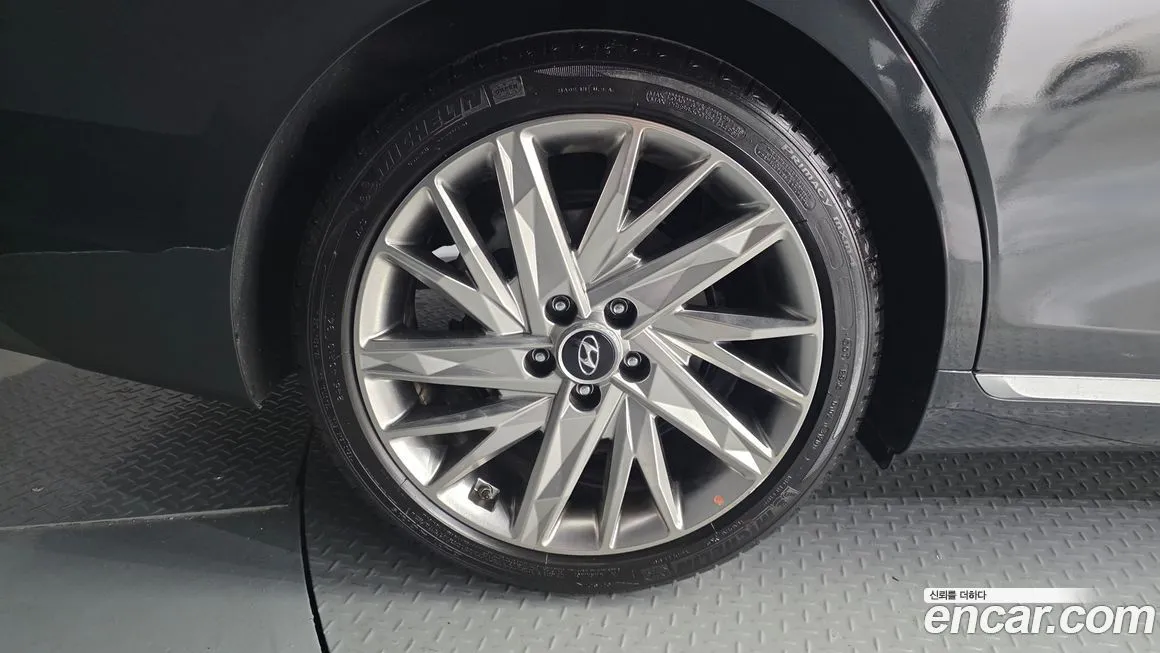 Hyundai Grandeur — фото 10