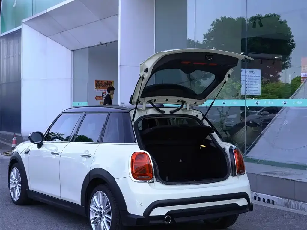 MINI Cooper (3-door) — фото 10