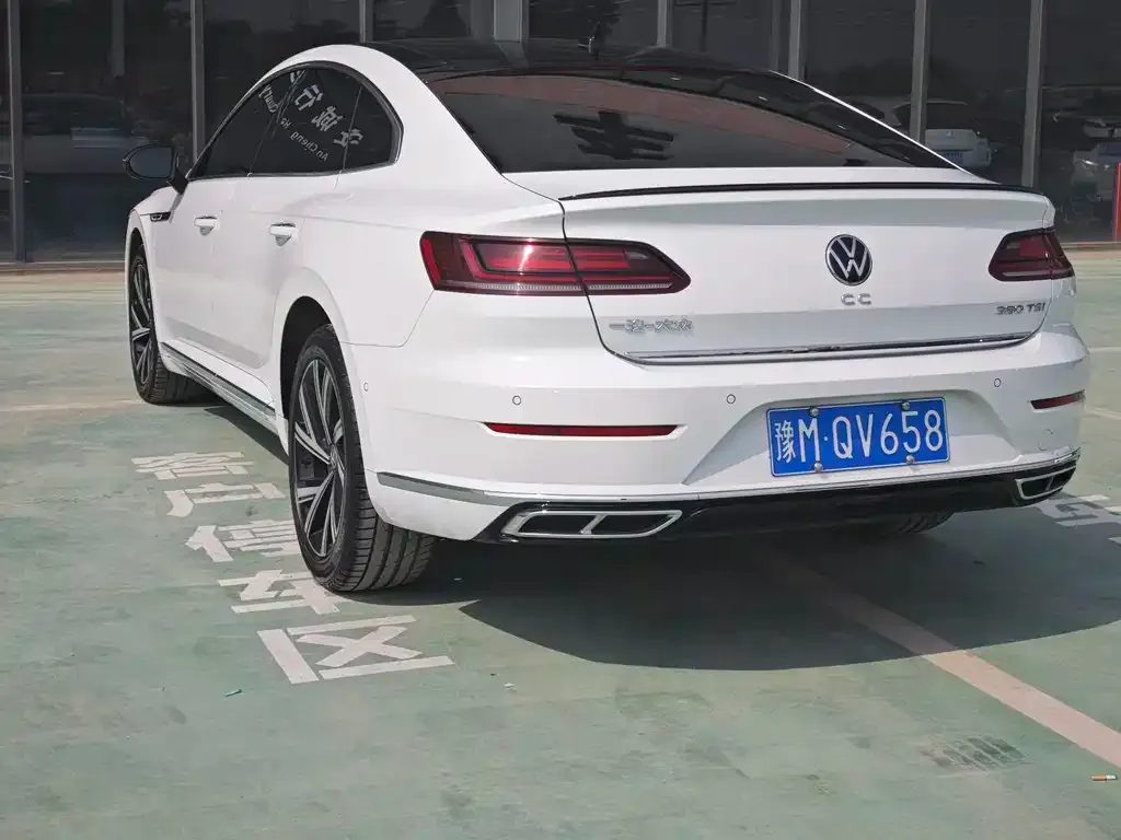 Volkswagen CC — фото 7
