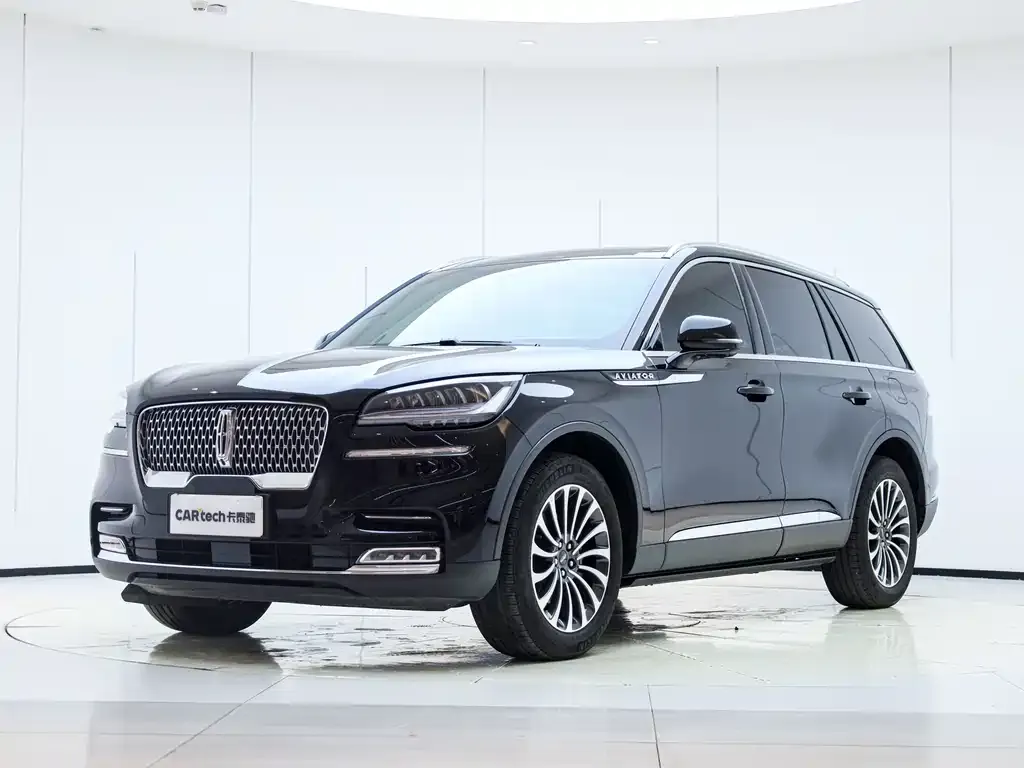Lincoln Aviator — фото 1