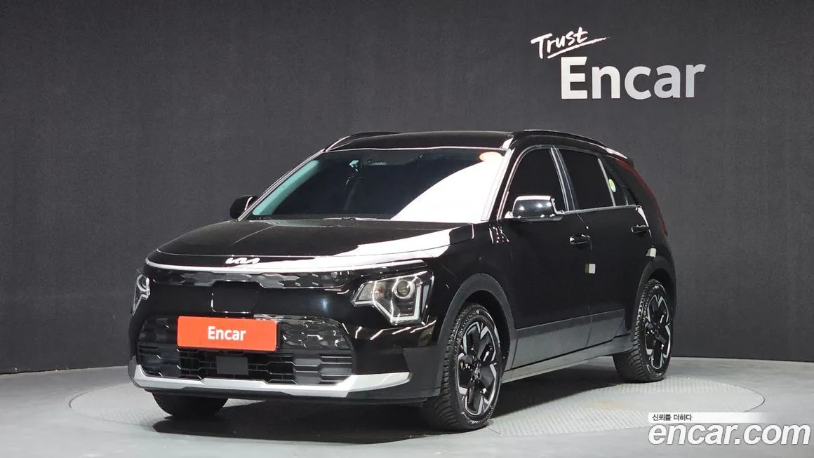 Kia Niro — фото 1