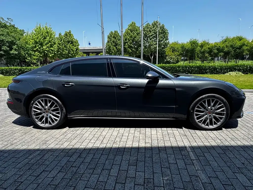 Porsche Panamera — фото 10