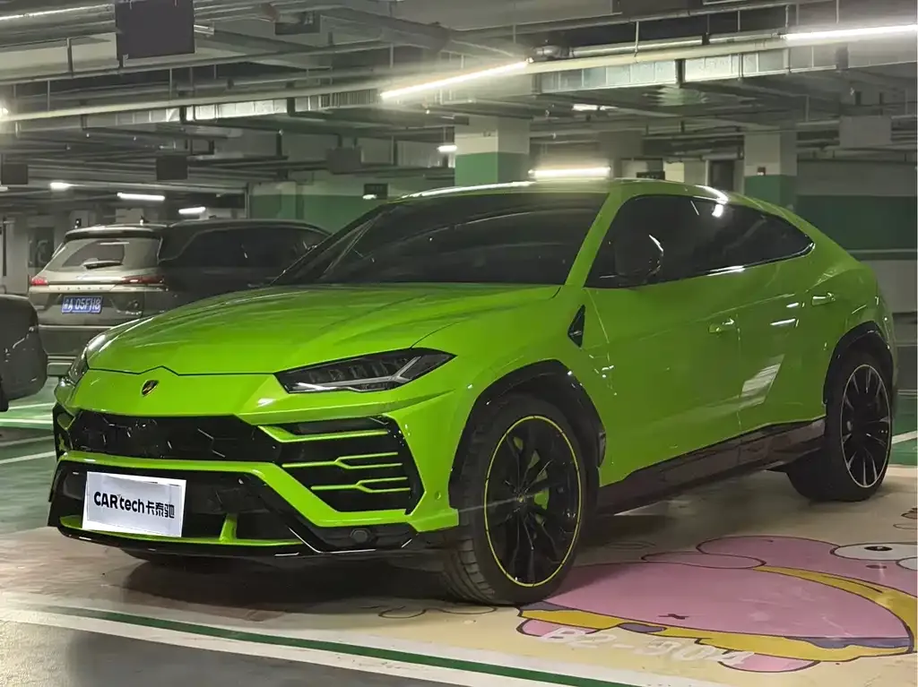 Lamborghini Urus — фото 1
