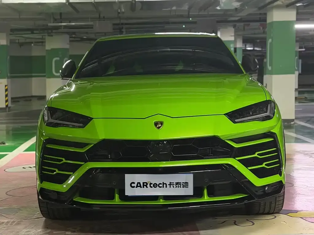 Lamborghini Urus — фото 10