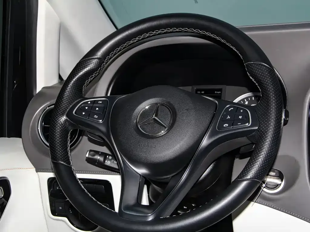 Mercedes-Benz Vito — фото 10