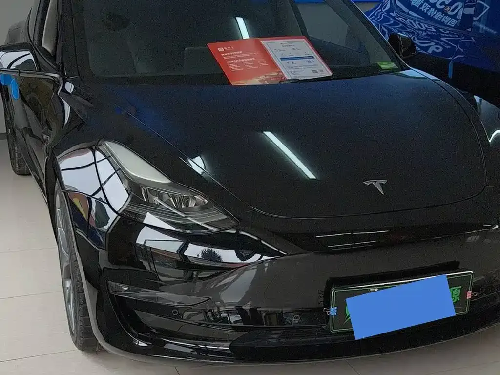 Tesla Model 3 — фото 4